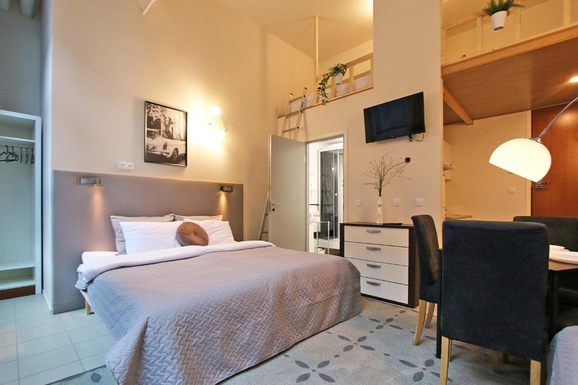 Apartment Gold *